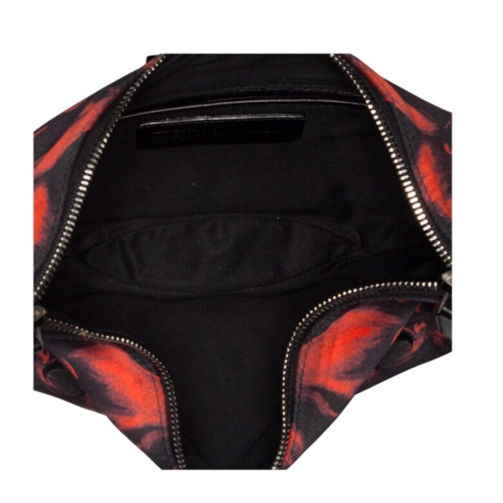 🎈SOLD🎈Alexander McQueen De Manta Clutch - Picture 3 of 4